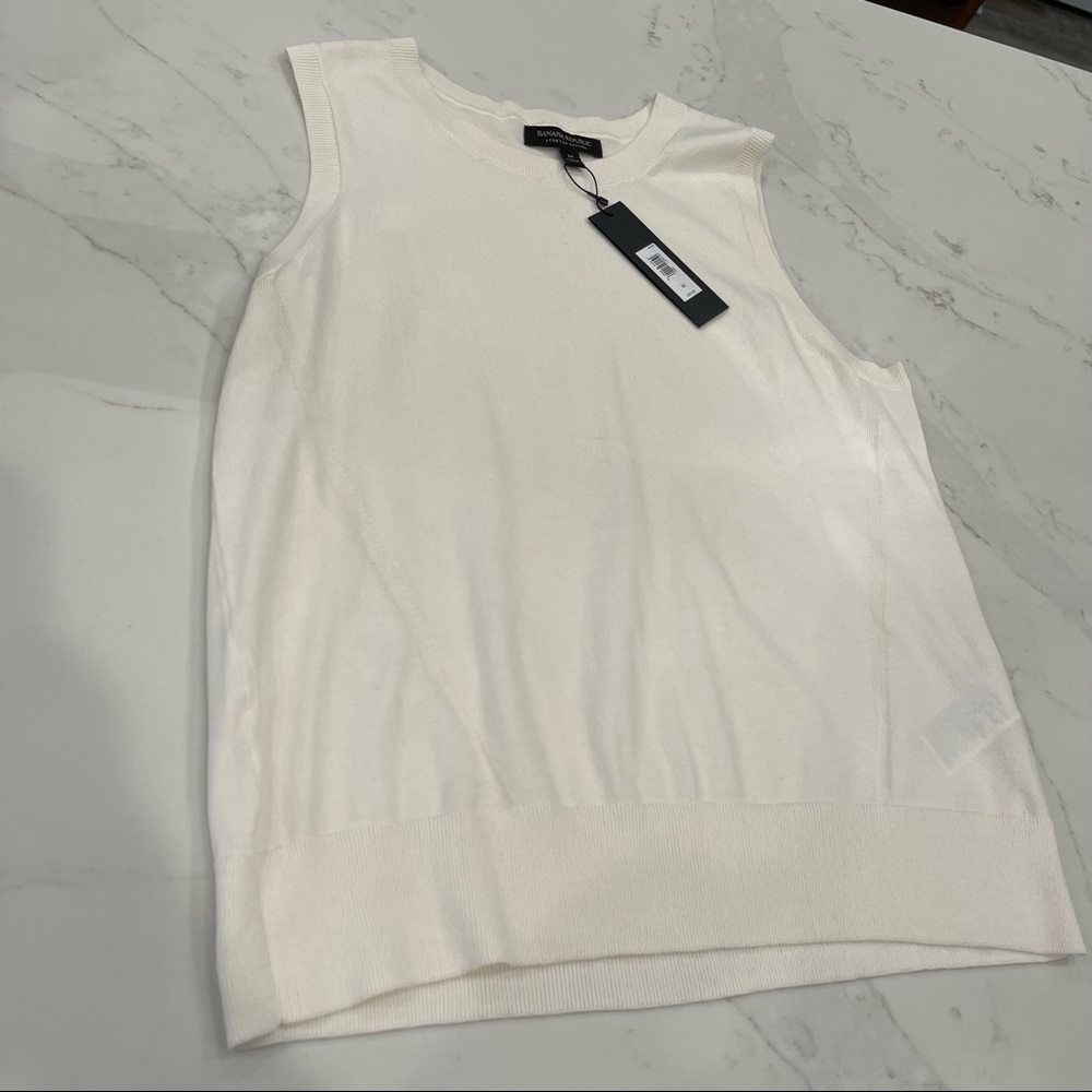 NWT Banana Republic cream cotton sleeveless top - Picture 1 of 16